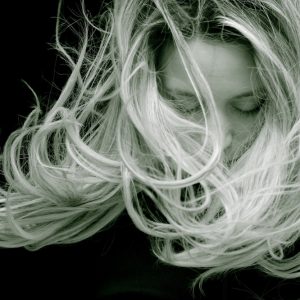 Does Long Hair Affect Brain - Hero Image