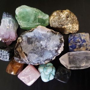 what are the 7 chakra stones